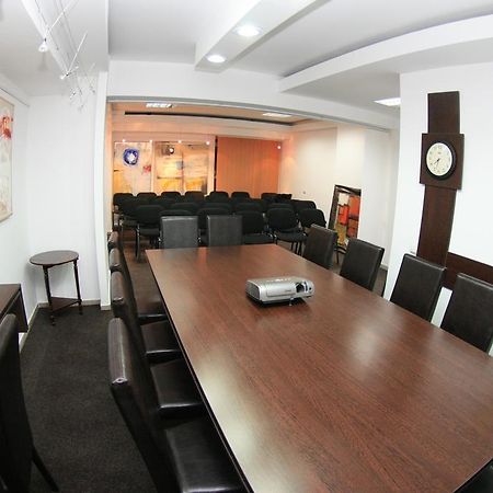 Pensiunea Studio Bacău Dış mekan fotoğraf