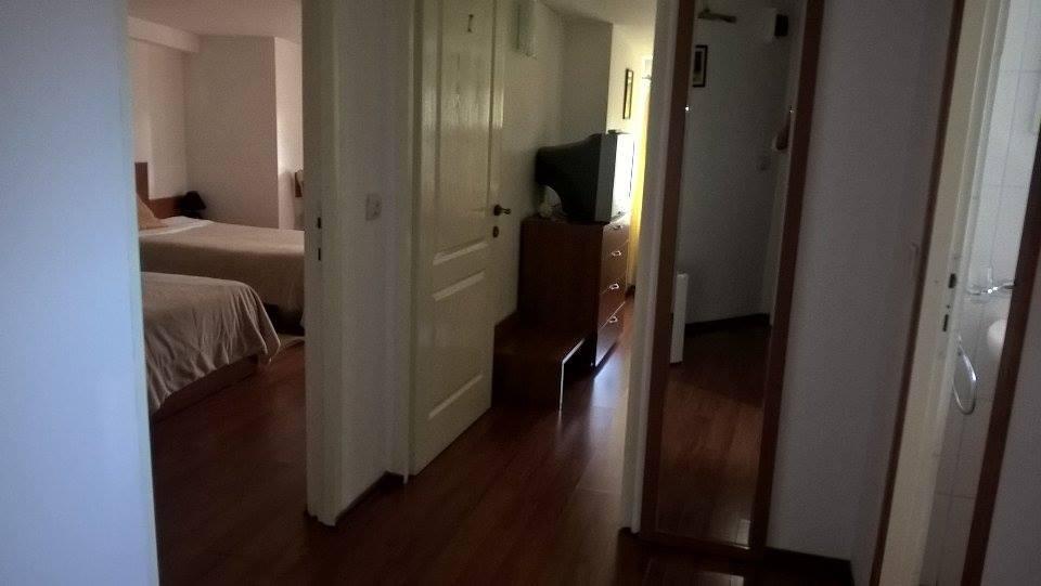 Pensiunea Studio Bacău Oda fotoğraf